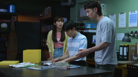 Guarda Episodio 9. Episodio 9 della Stagione 1.